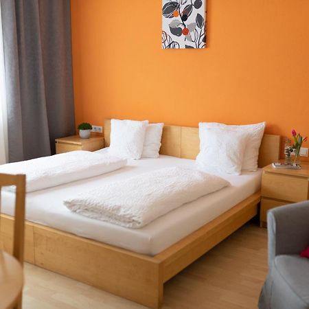 Hotel Maria Gramatneusiedl Zimmer foto