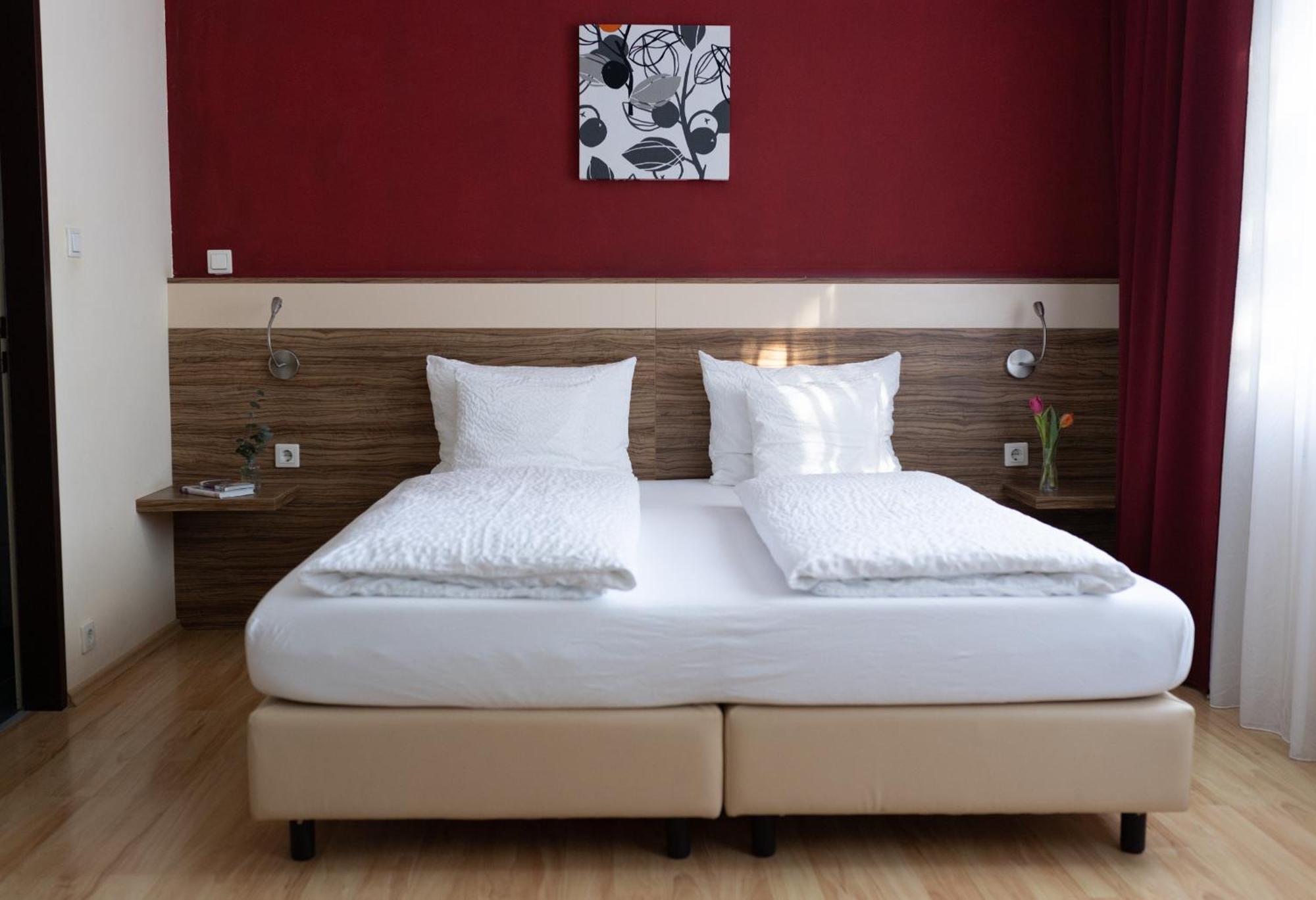 Hotel Maria Gramatneusiedl Zimmer foto