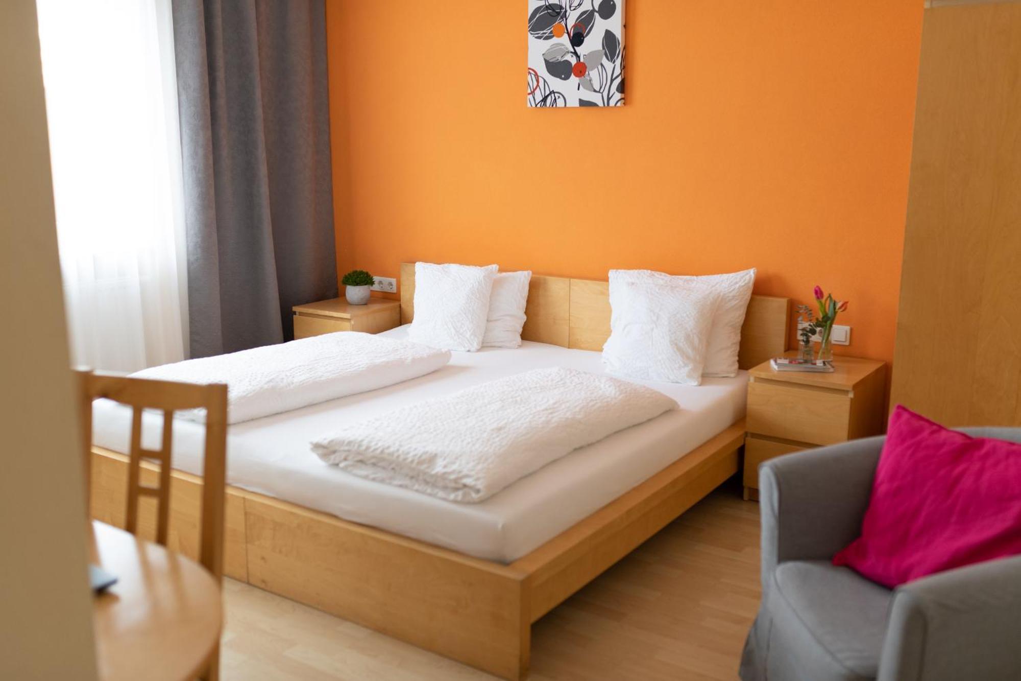 Hotel Maria Gramatneusiedl Zimmer foto